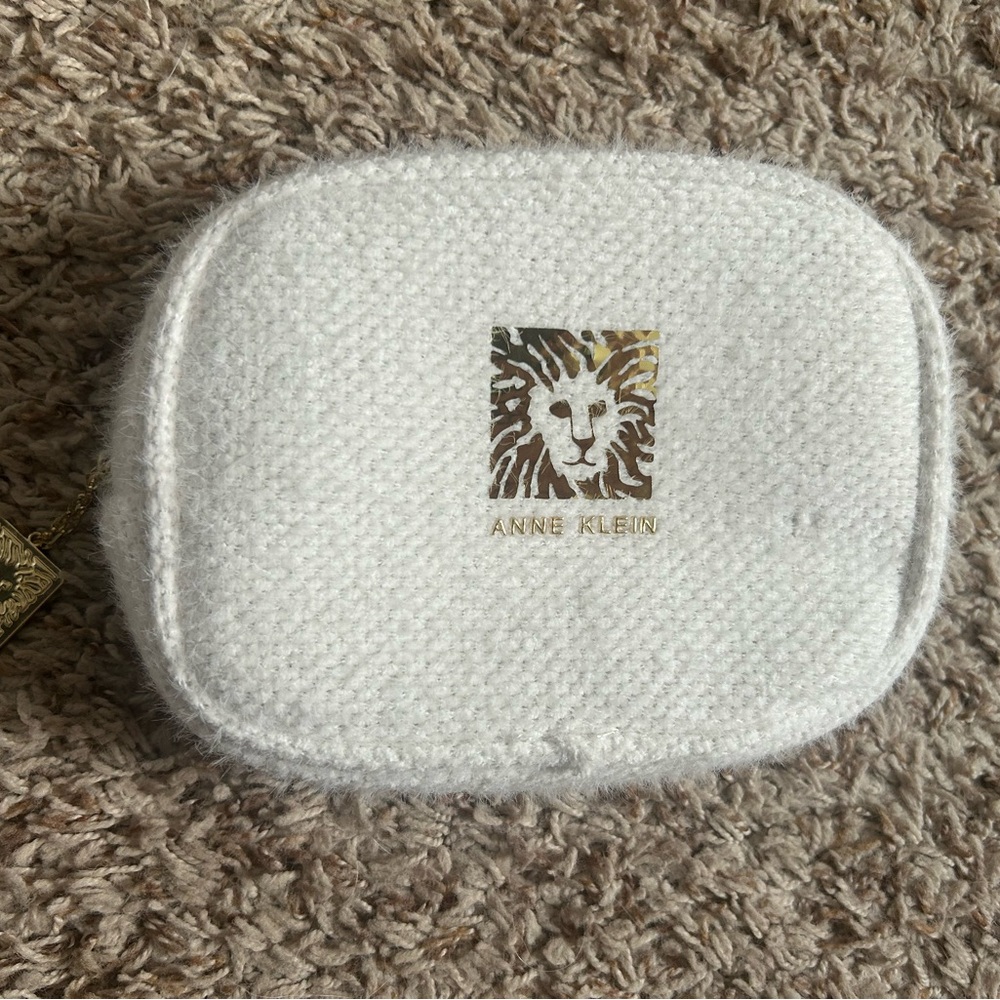 Anne Klein Cream Jewelry Case with Gold Logo